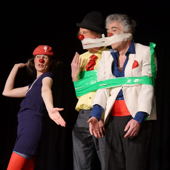 Ein Zebra am Abgrund.